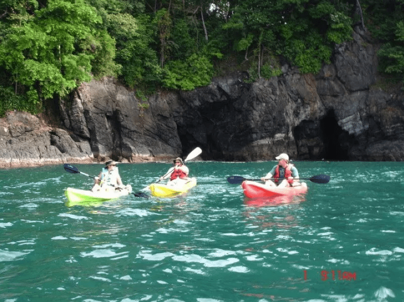Enjoy Mangover Kayaking and Hiking in Ojochal Costa Rica